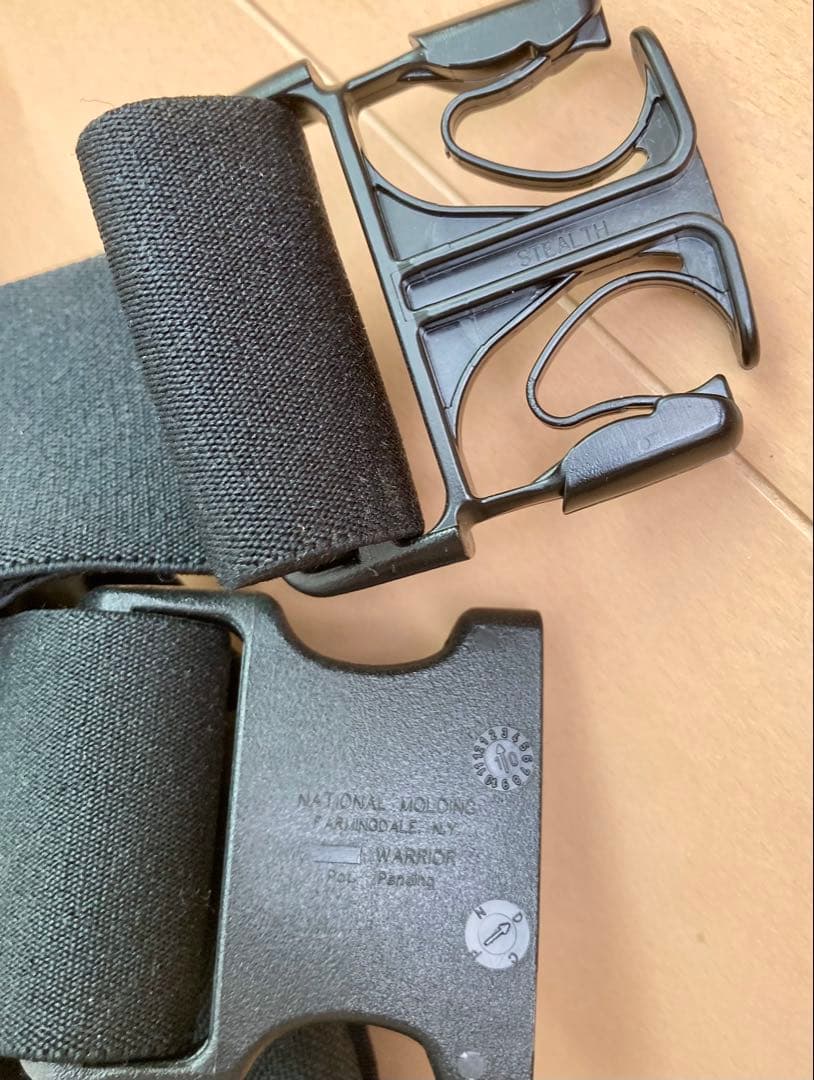 AWSタイプ　レッグチャージポーチ　サバゲー