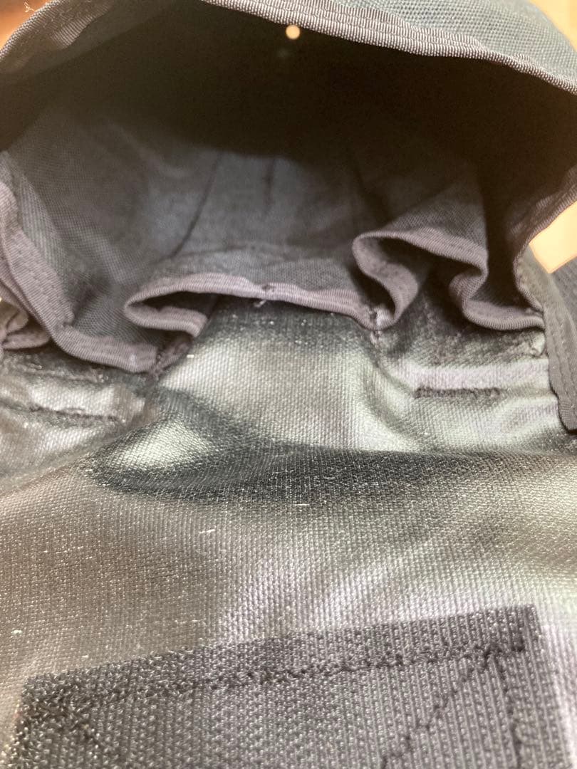 AWSタイプ　レッグチャージポーチ　サバゲー