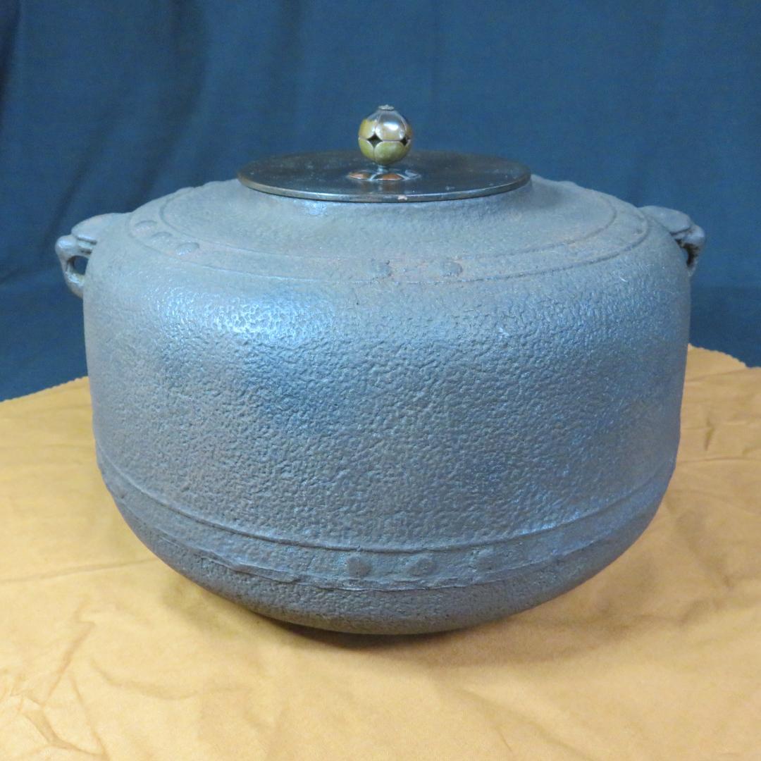 茶釜 茶道具 茶器 錆あり 木箱 共箱か 井上 浩仙 銘なし