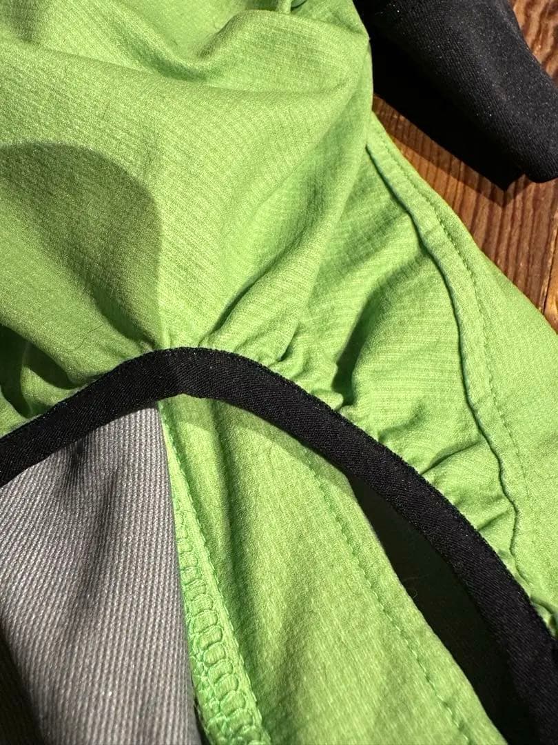 ALPHAICON レインドッグガード Mサイズ 緑/黒