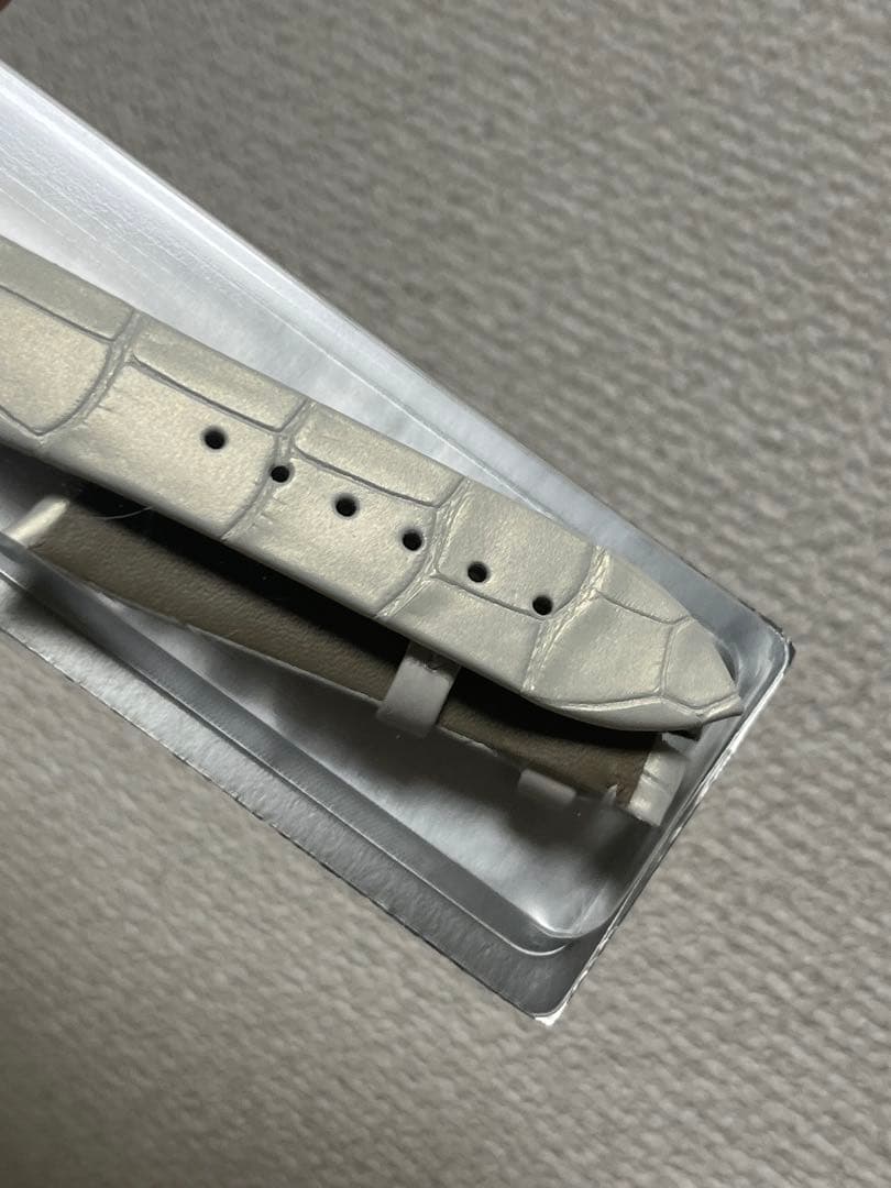 新品未開封　正規店　オーデマピゲ　ミレネリー　レディース　レザーベルト　ホワイト