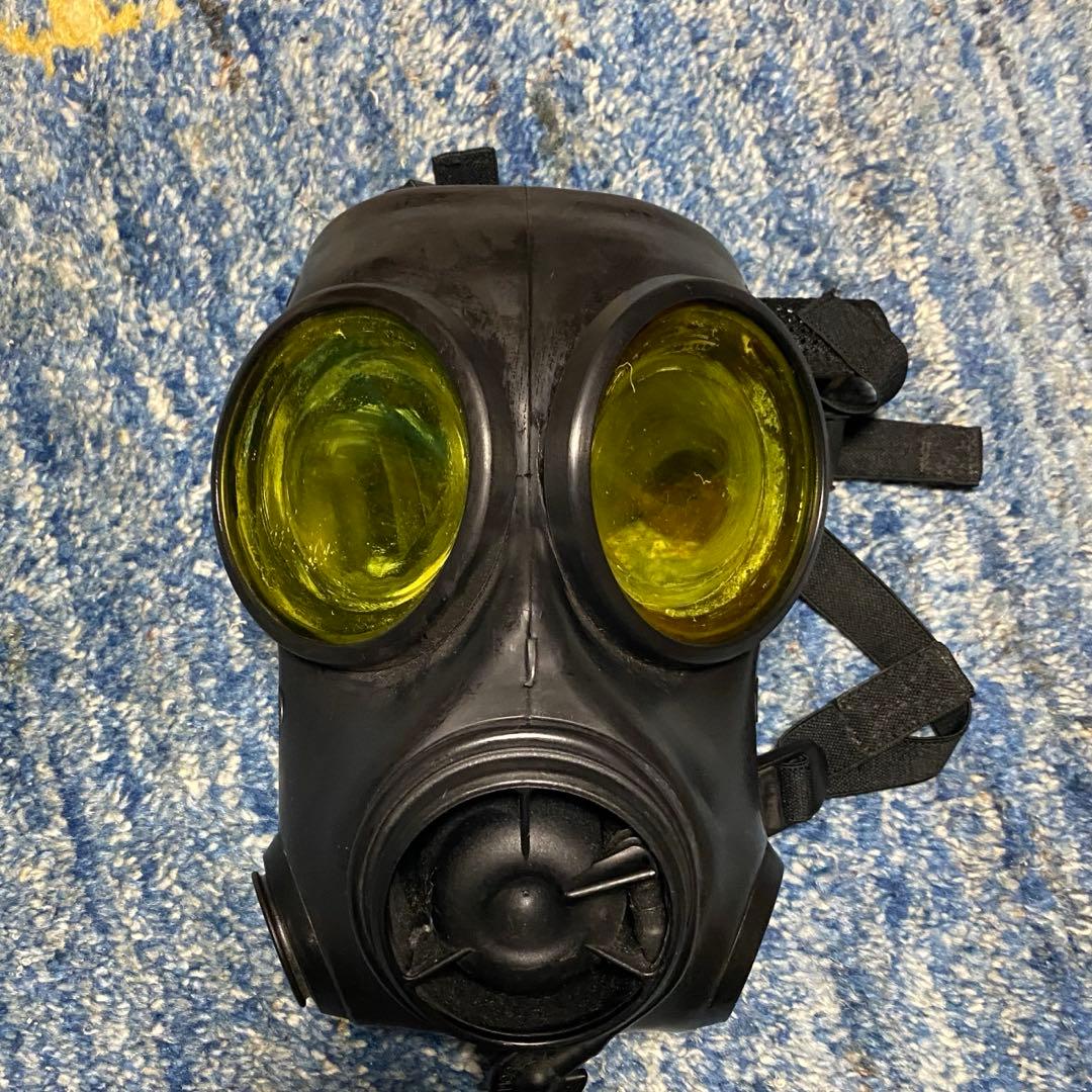 ガスマスク　イギリス軍　S10 中古品