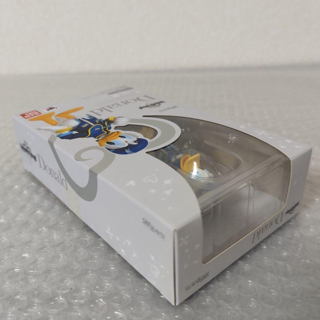 〚未開封品〛S.H.フィギュアーツ ドナルド キングダムハーツⅡ フィギュア