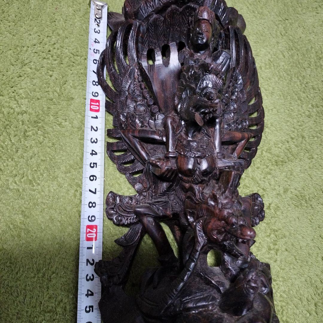 木製彫刻 神話的なキャラクター