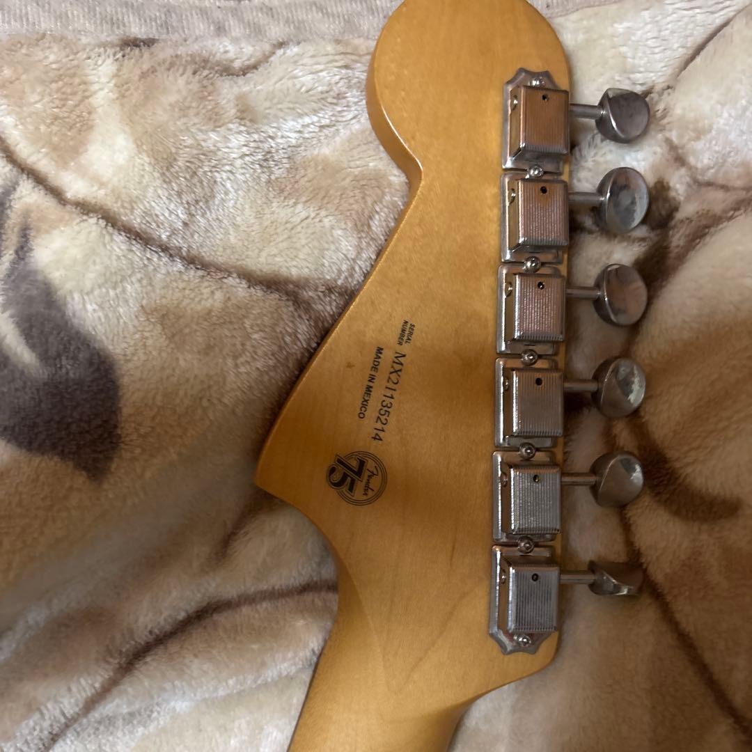 Fender Noventa Jazzmaster リフィニッシュ