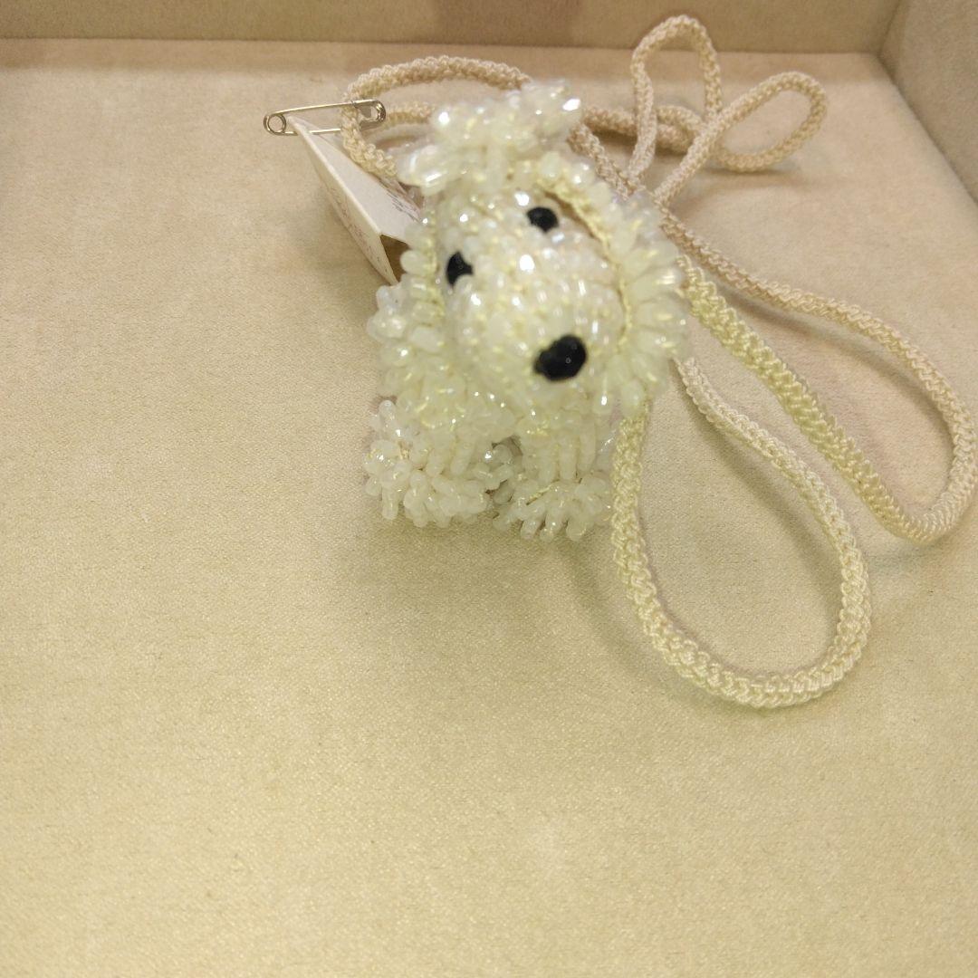 作家作品ビーズネックレス白プードル