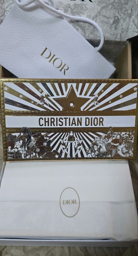 ディオール　DIOR ホリデーオファー　2025クリスマスコフレ（限定品）