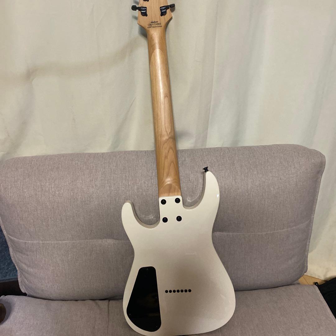 Jackson エレキギター ホワイト　7弦