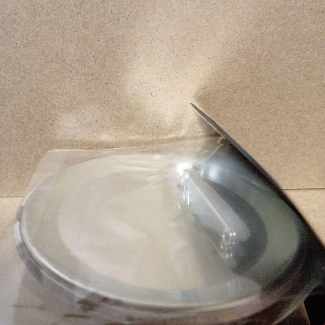 【激レア】ユーリオンアイス [ 勇利＆ヴィクトル＆マッカチン ] バッジ