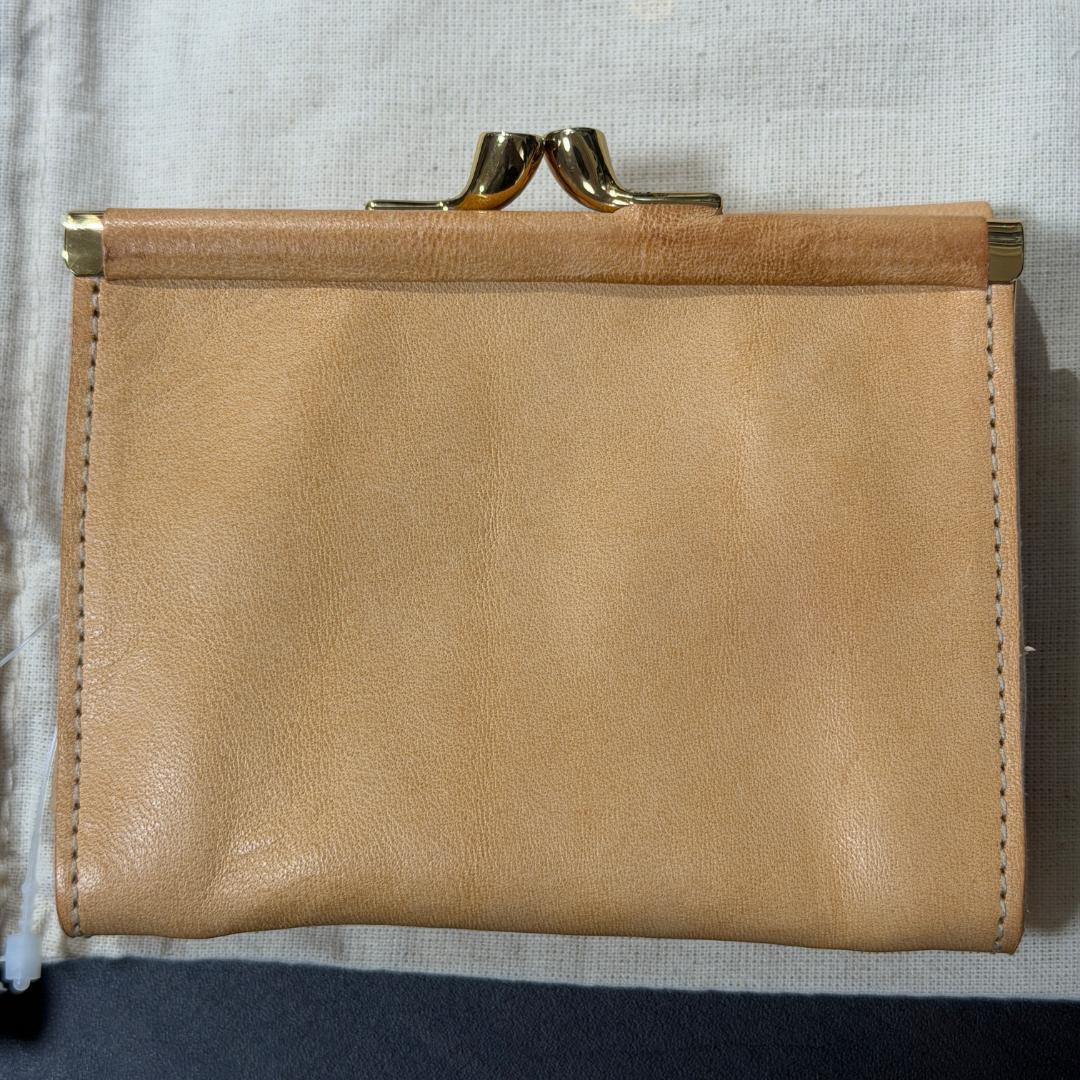 【新品未使用】イルビゾンテ 二つ折り がま口 財布 ヌメ ナチュラル
