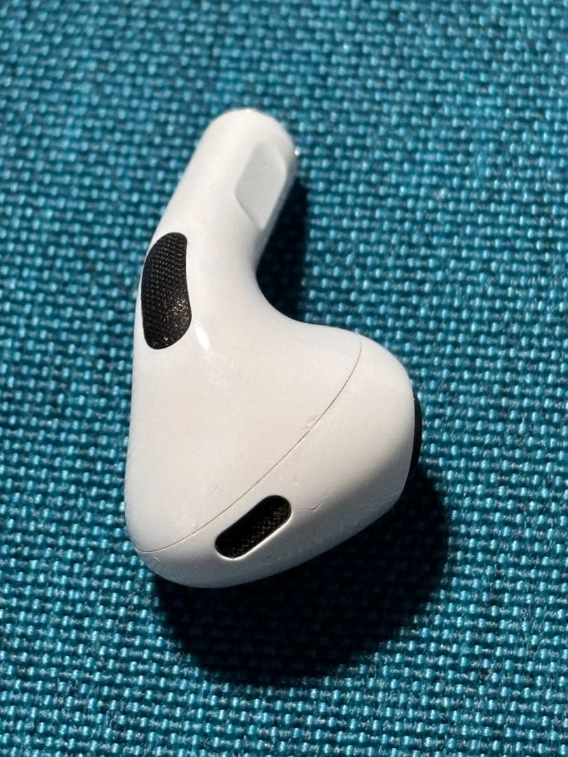 Apple AirPods Pro 2ライトニング 充電ケース付き