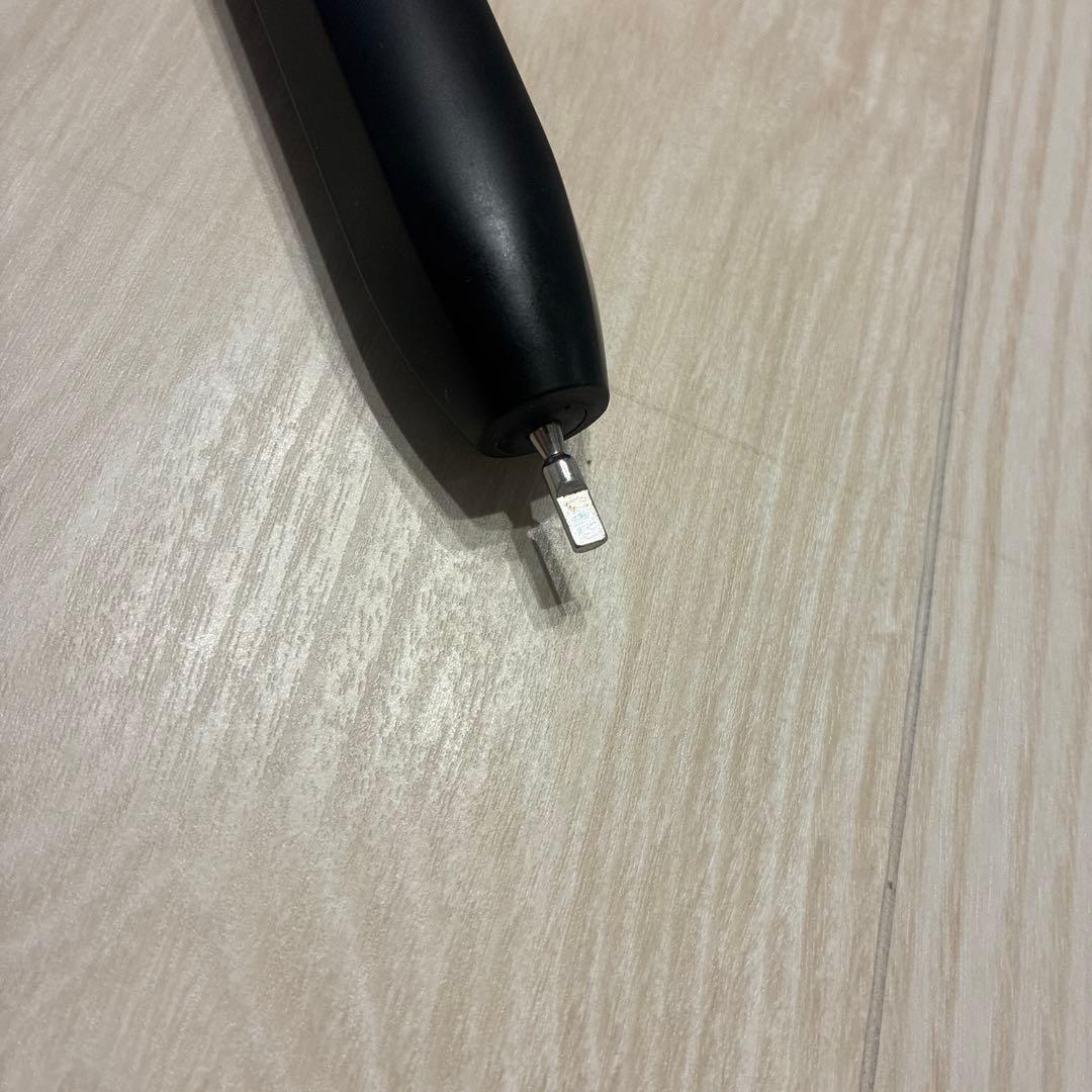 CURAPROX BLACK IS WHITE 電動歯ブラシ