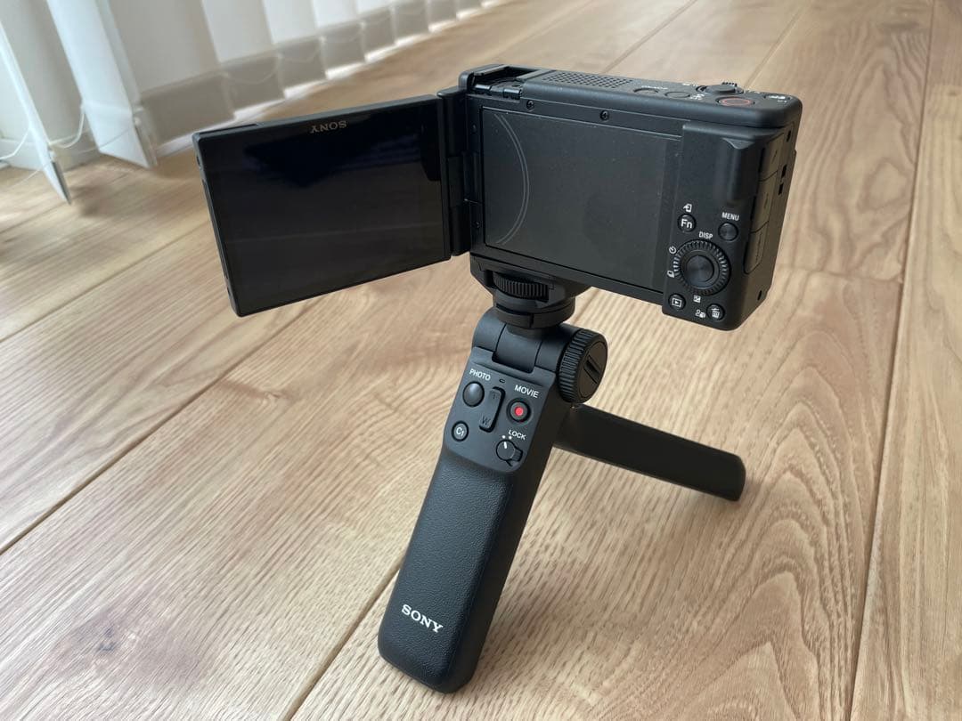 SONY VLOGCAM ZV-1F ブラック（ハンドグリップ・SDカード付）