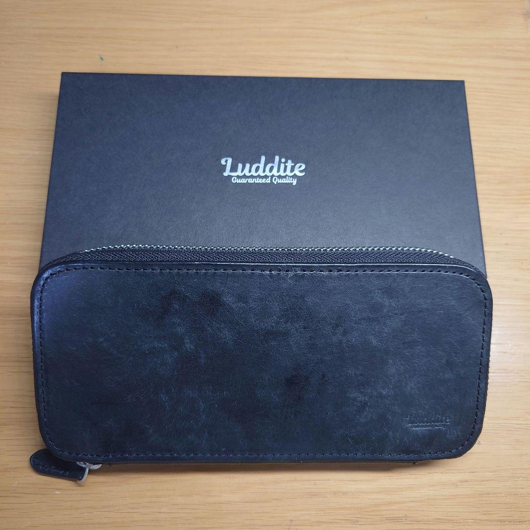 ラダイト　ラウンドジップペンケース　エッセンシャル　MAYA　ブラック