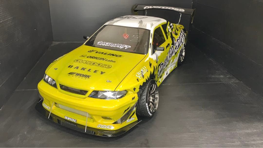 ラジコンボディ