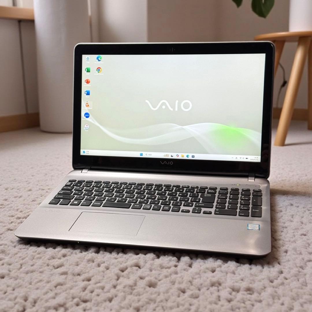 VAIOノートパソコン i7 新品SSD HDD500 高速起動 Blu-ray