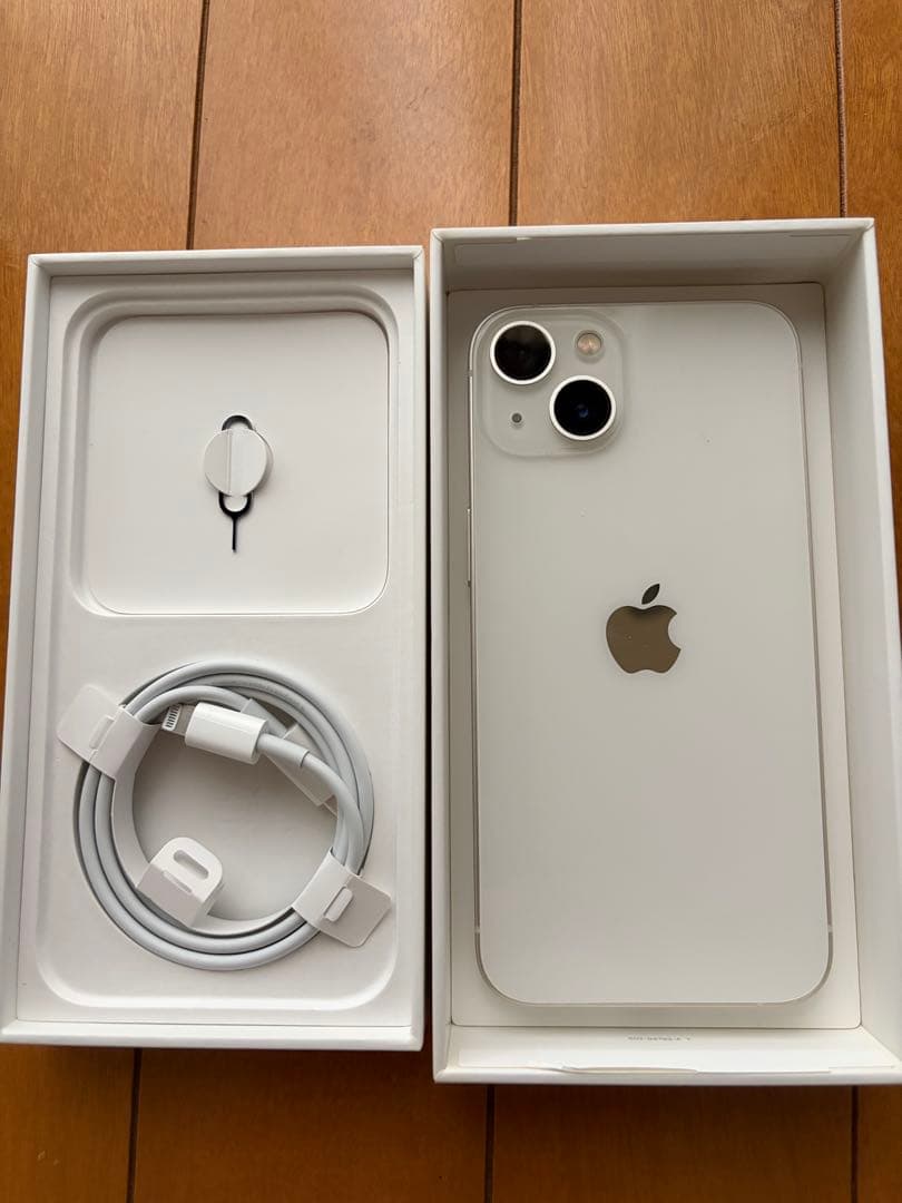 Apple iPhone 13 本体 6.1インチ 白