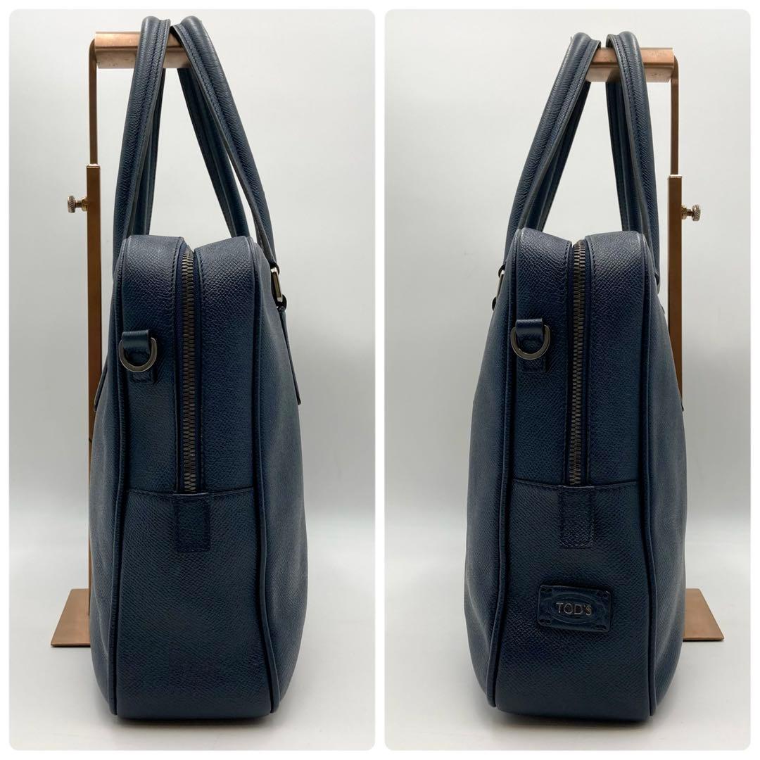 極美品✨TOD'S ビジネスバッグ レザー 紺色 A4 サイドロゴ スリム 仕事