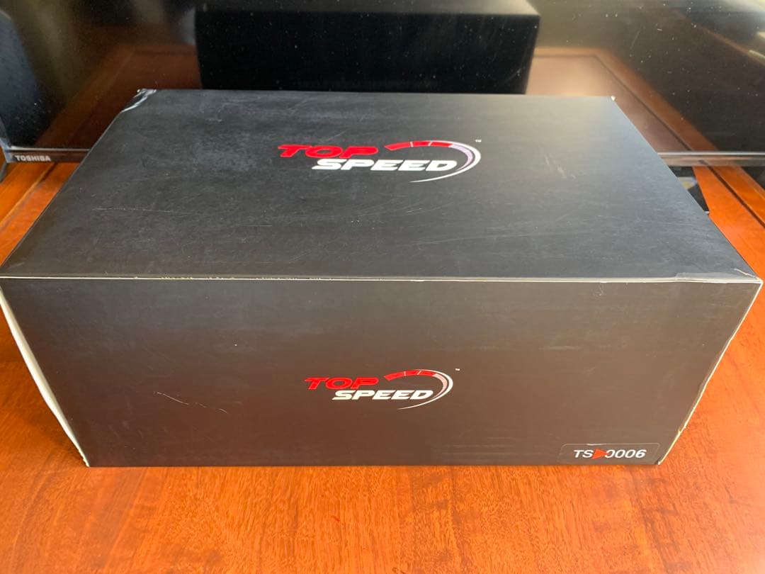 TOPSPEED 1/18マクラーレン675LT