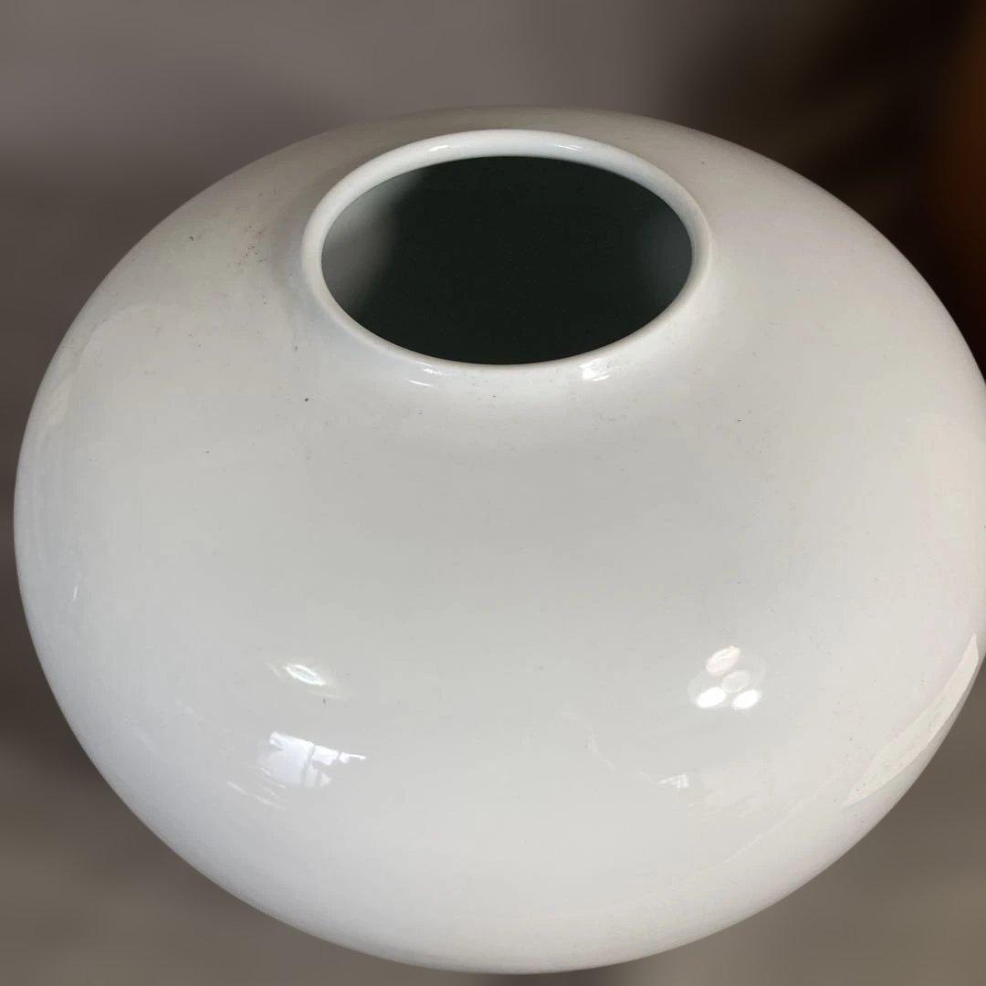 【中村清六】白磁の伝統　名窯　重要無形文化財　有田高麗庵　中村清六作　白磁　壷