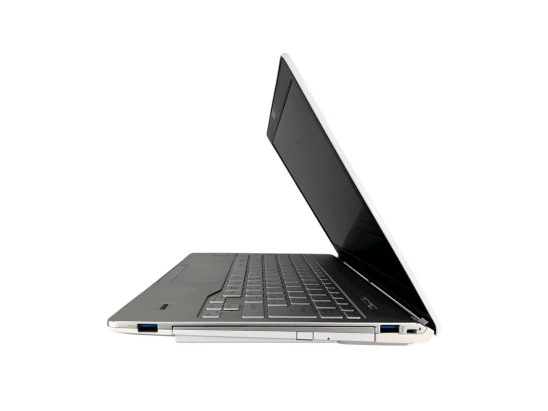 富士通コンパクトPC✨第７世代❗️corei5✨メモリ4GB❗️SSD搭載☆