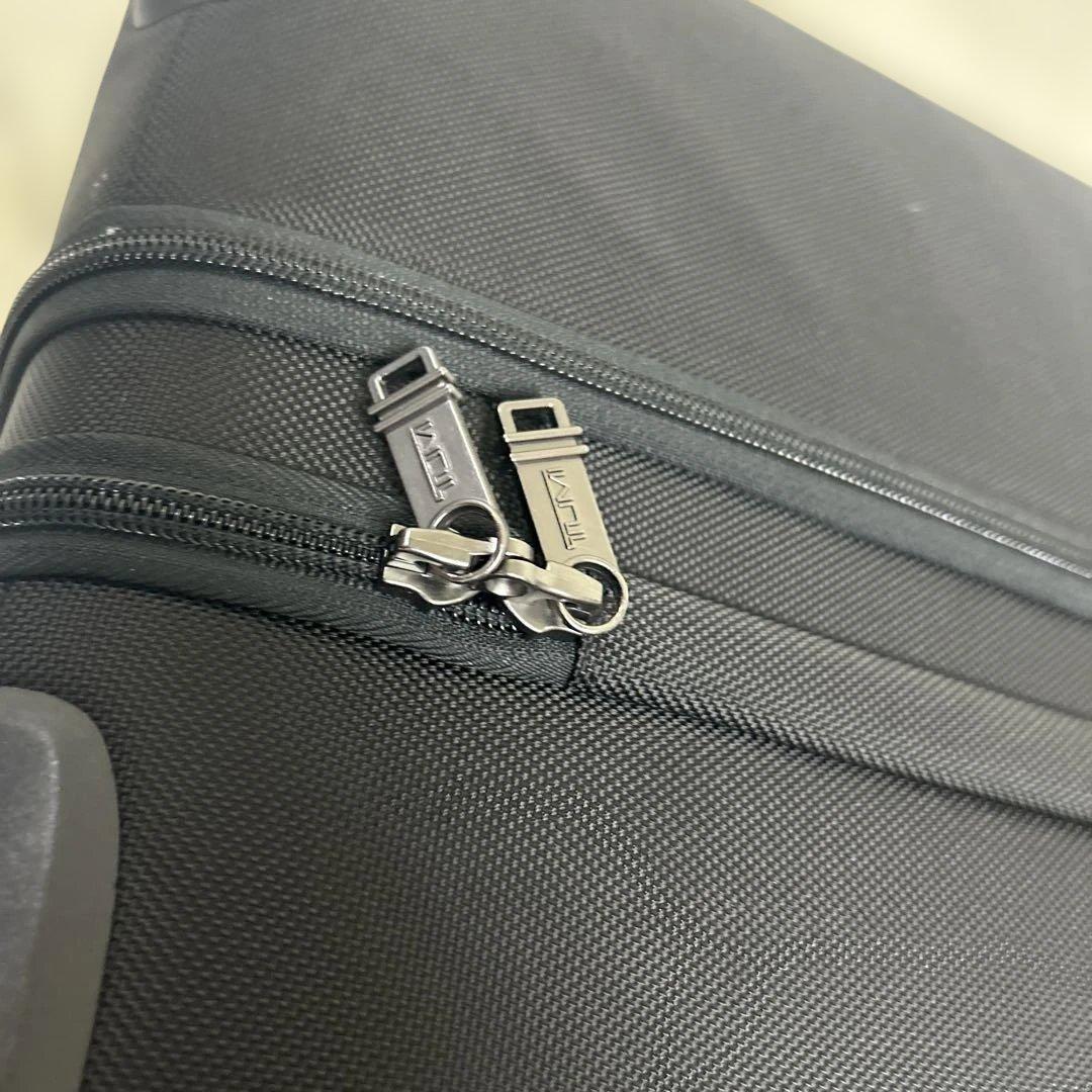 TUMI　4輪　キャリー　ALPHA2 バリスティックナイロン　GEN4.2　黒