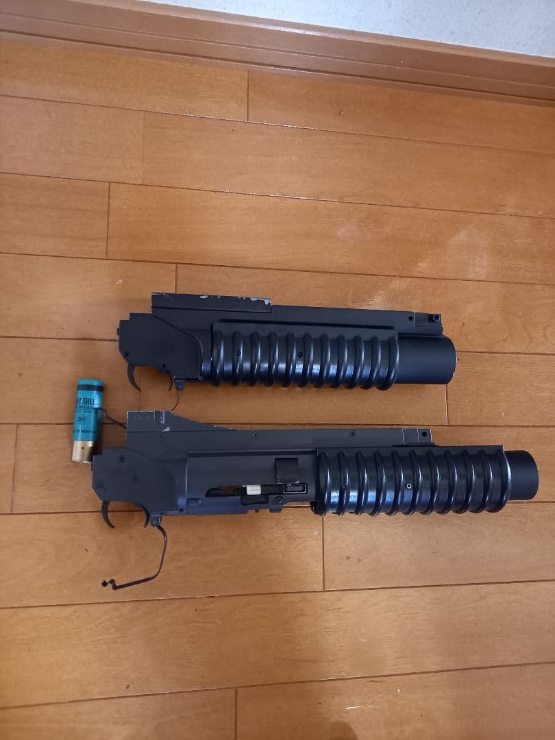 ランチャー　２台　シェル1個付き