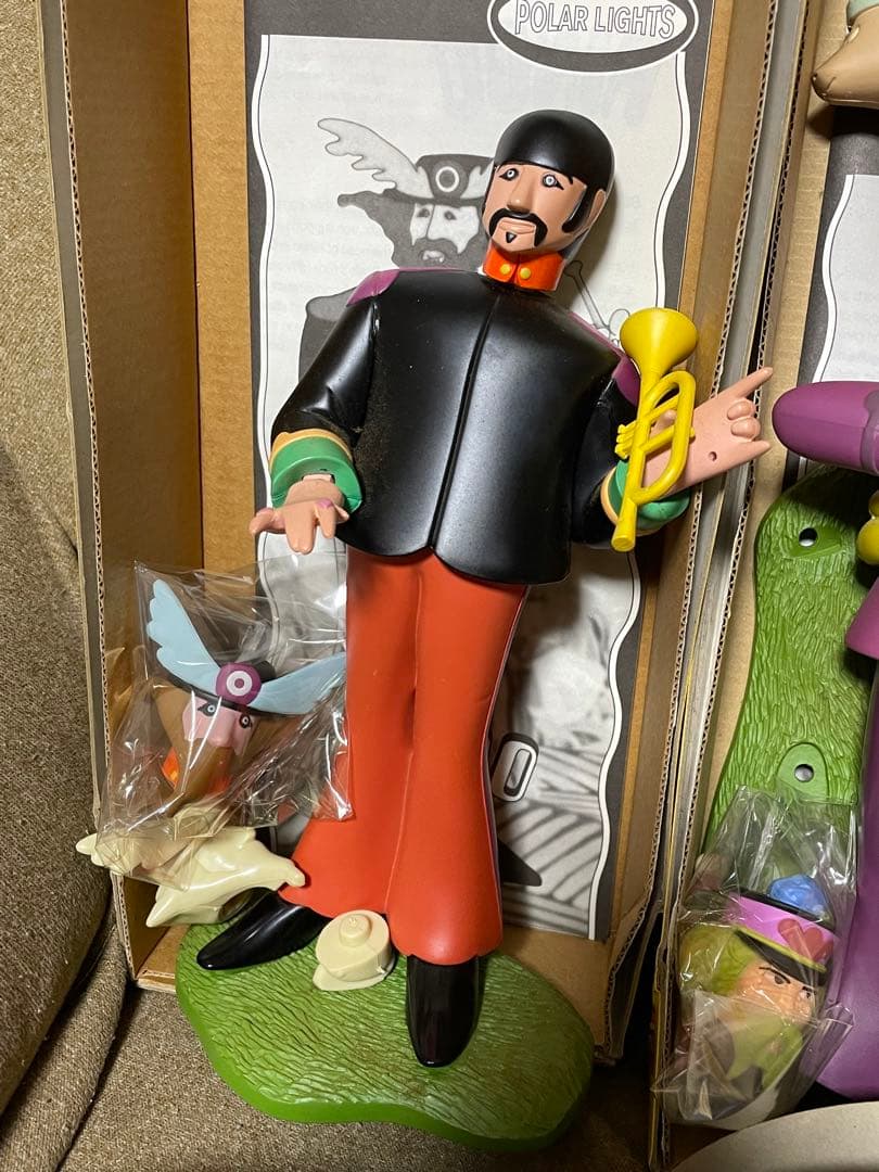 【激レア！】ビートルズ　イエローサブマリン　フィギュア　レトロ　プラモデル