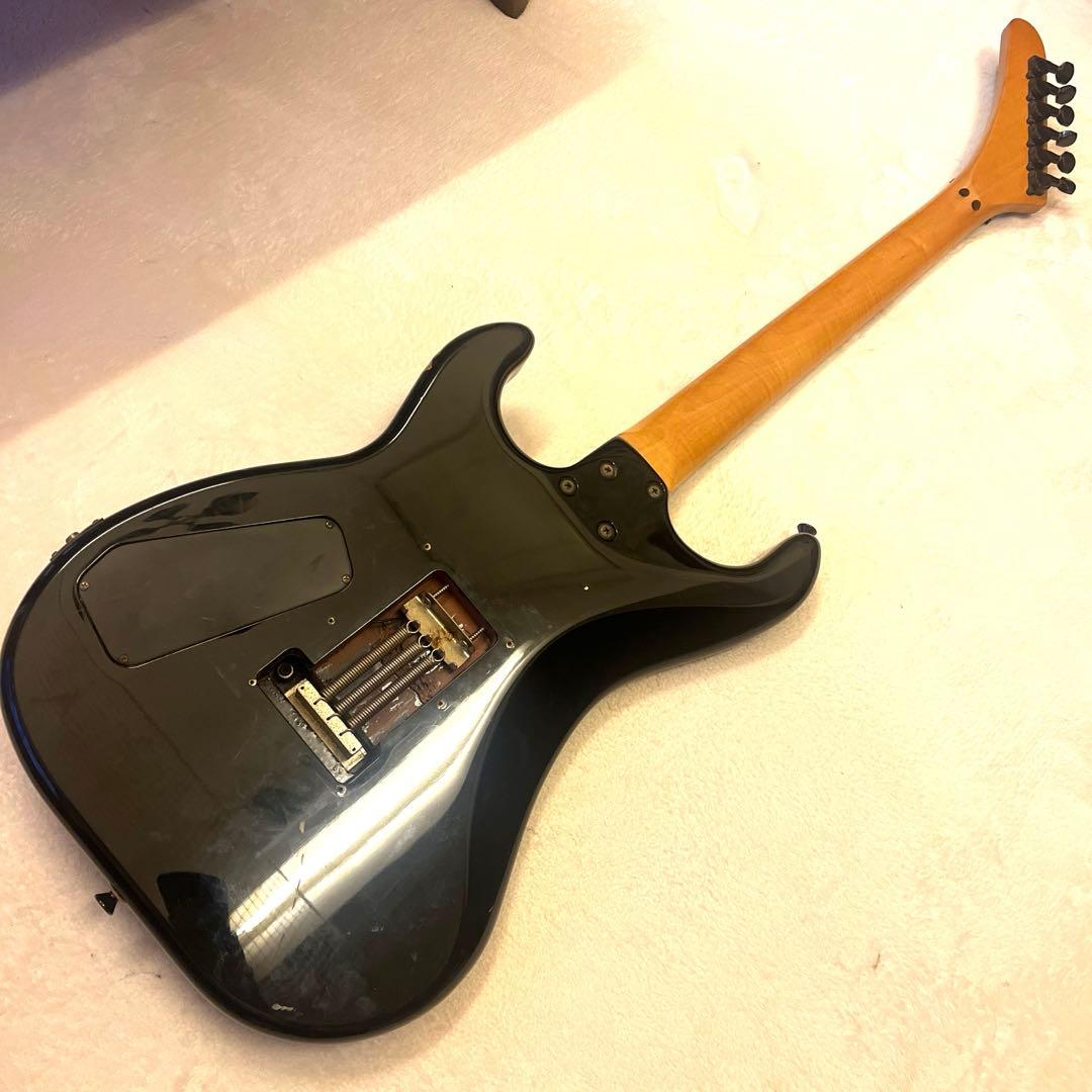 【ジャンク】KRAMERバナナヘッドギター ドイツ製オリジナルフロイドローズ