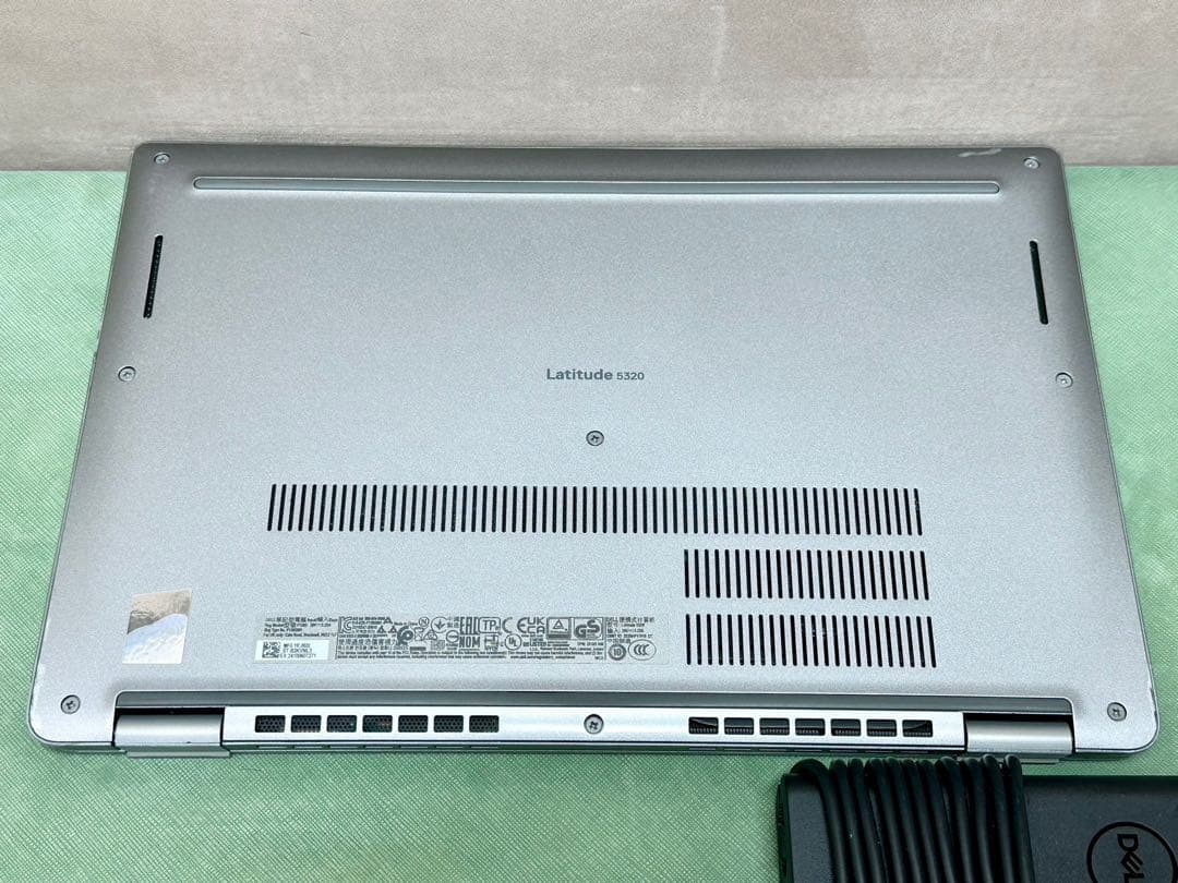 Windowsノート本体 DELL Latitude 5320 i5-1145G7 16GB 256GB