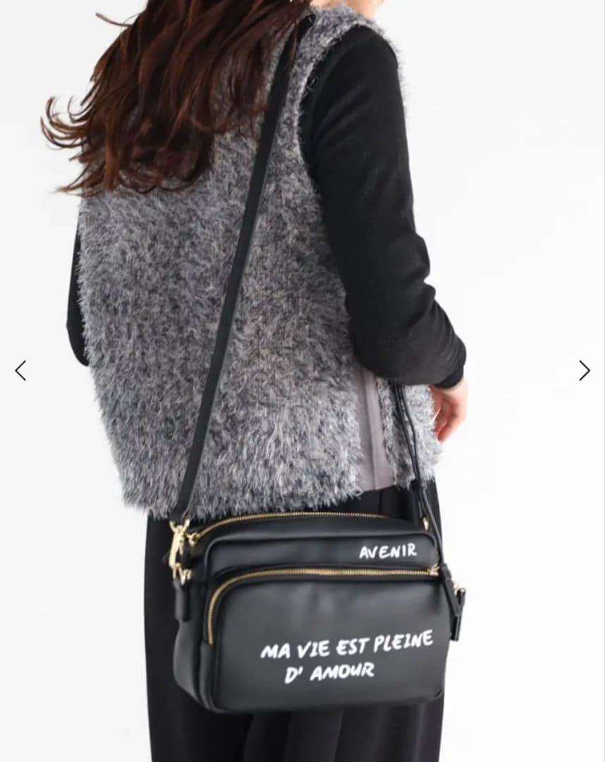 Vin　メッセージプリントスクエアショルダーバッグ