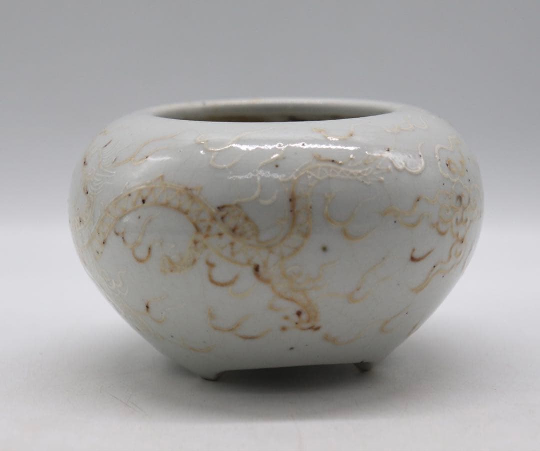 中国　明時代　白釉雙龍紋三足香炉　送料込み250107