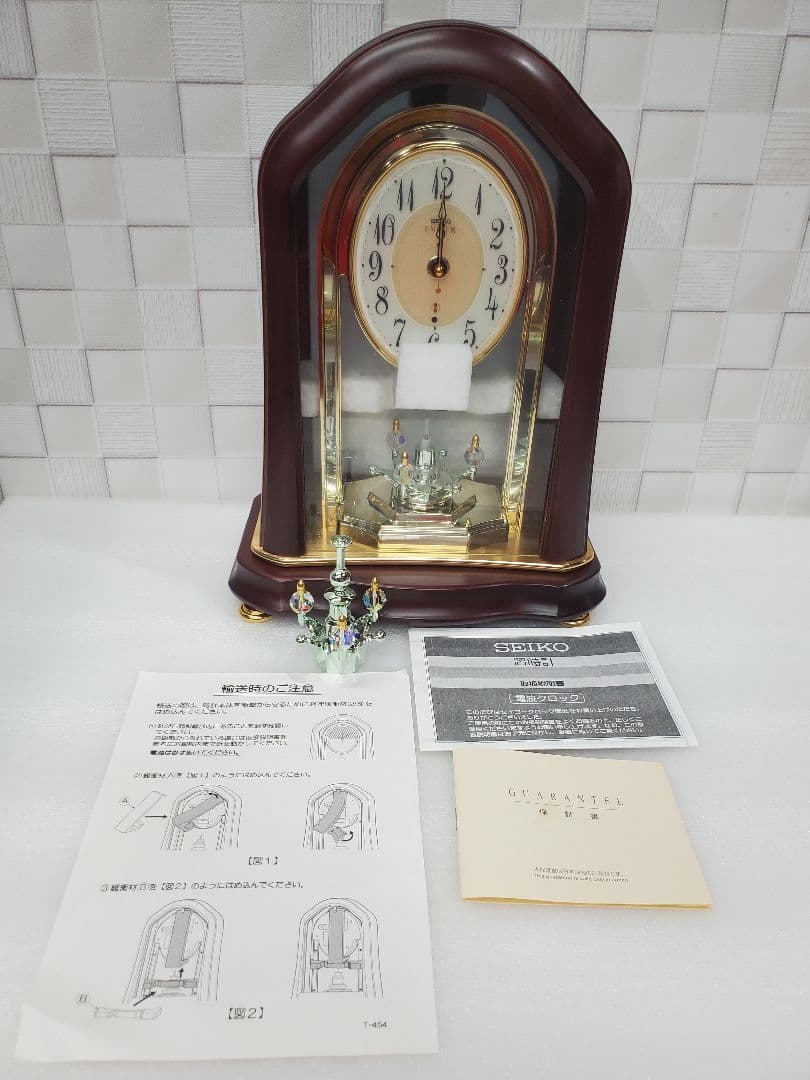 未使用電波 SEIKO EMBLEM ブラウン置時計