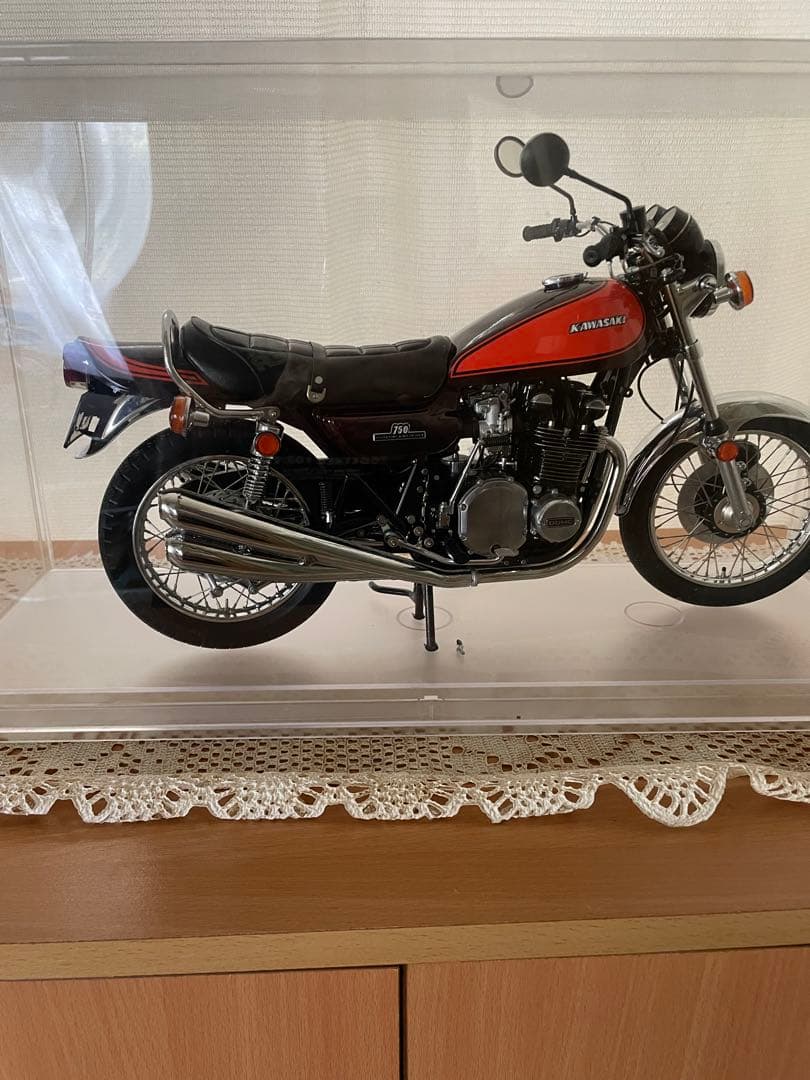 り**様 マルサン6／1スケール ミュージアムモデル　Kawasaki 750R