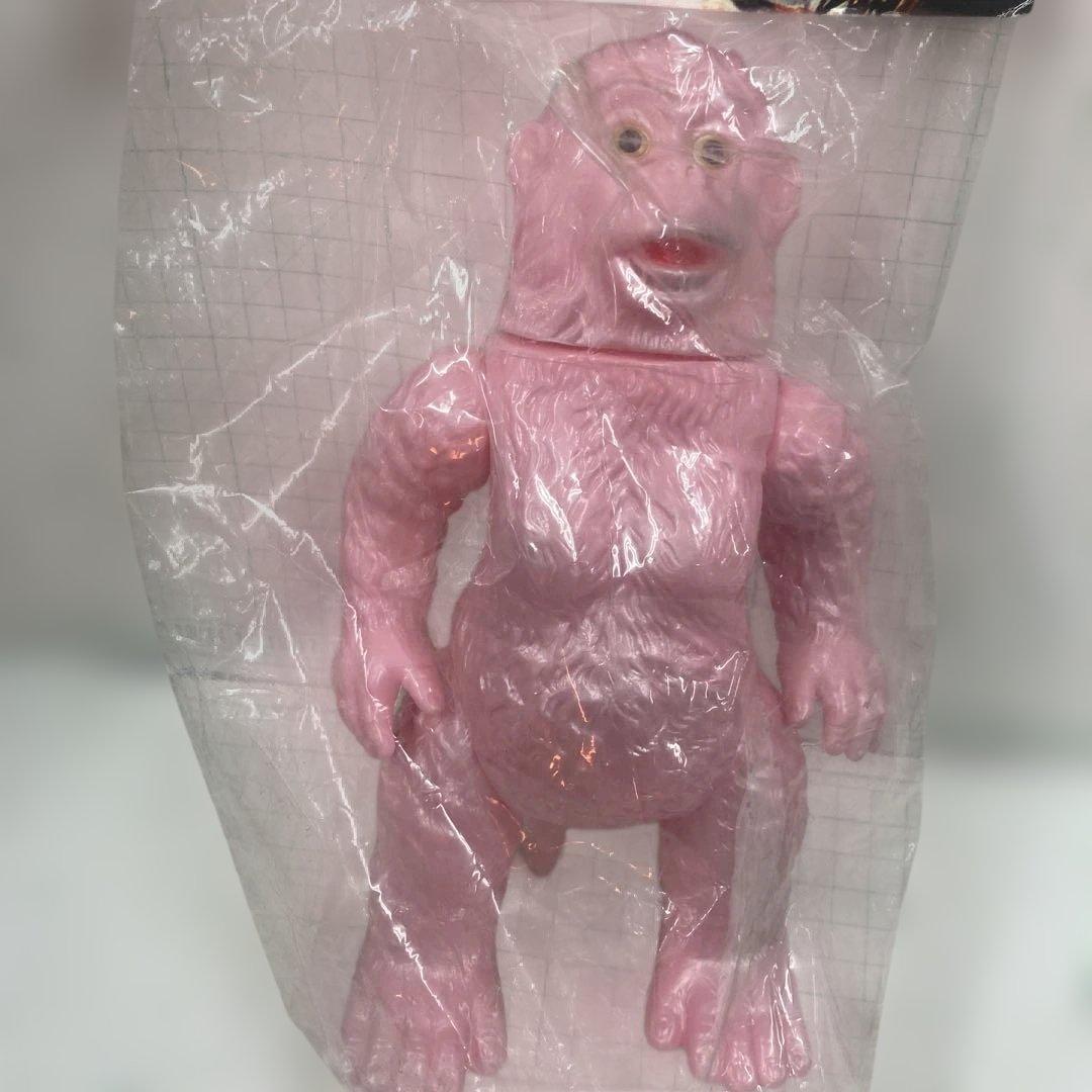 1999年ブルマークソフビ復刻版2期カラーとして出された　ピンクのゴロー限定品