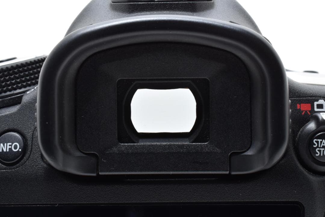 美品 キャノン　Canon EOS 5D Mark III ボディ 1521