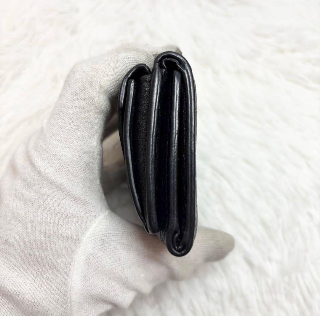 ✨付属品完備✨ プラダ ヴィッテロダイノ シボ 革 レター型 三つ折り財布 黒