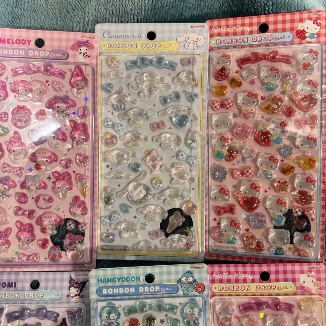 ⭕️24時間以内発送　確実正規品　サンリオ　第二弾　ボンボンドロップシール