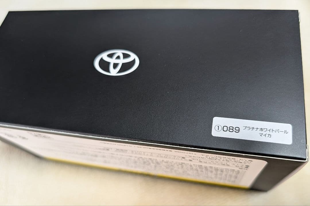 TOYOTA　COROLLA CROSS 089 プラチナホワイトパールマイカ