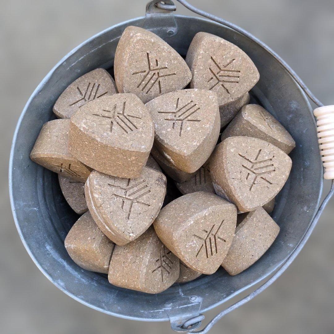 テントサウナセット3/3 サウナストーン37個ブリキバケツ付き