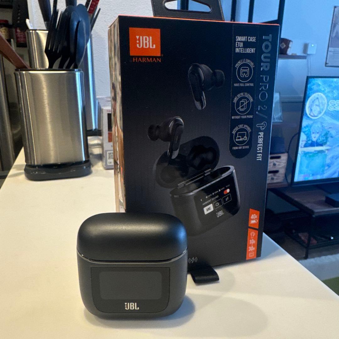 JBL TOUR PRO 2ワイヤレスイヤホン bluetooth