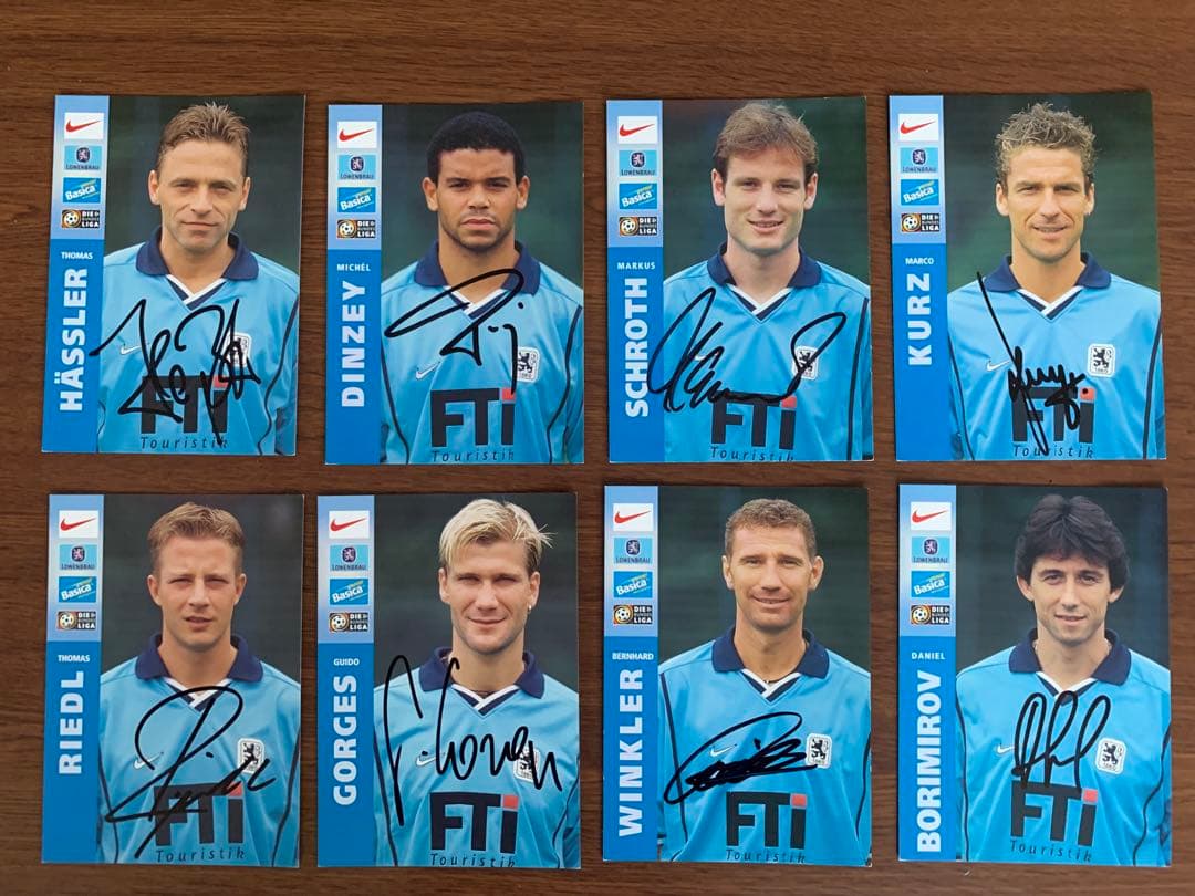 1860ミュンヘン'00-'01選手監督会長直筆サイン入りカード31枚&ポスター