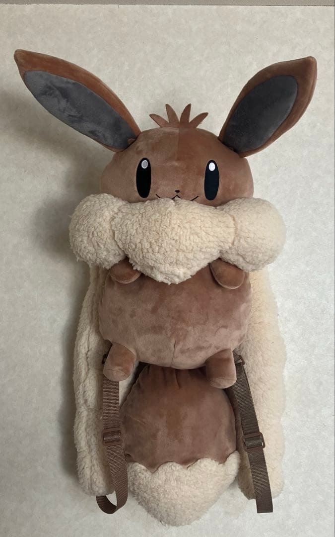 ボタンのイーブイリュック