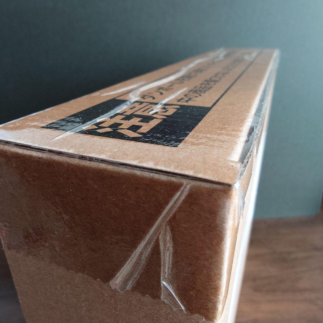 ワンピース　ワールドコレクタブルフィギュア　赤髪海賊団