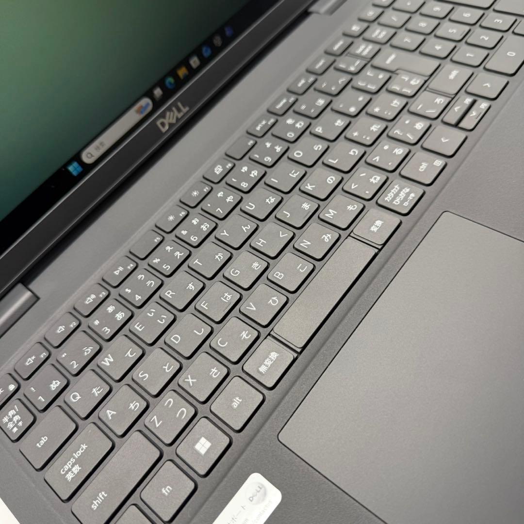 DELLノートパソコン 11世代i5 16GB 快速NVMe 静音 内観超美品