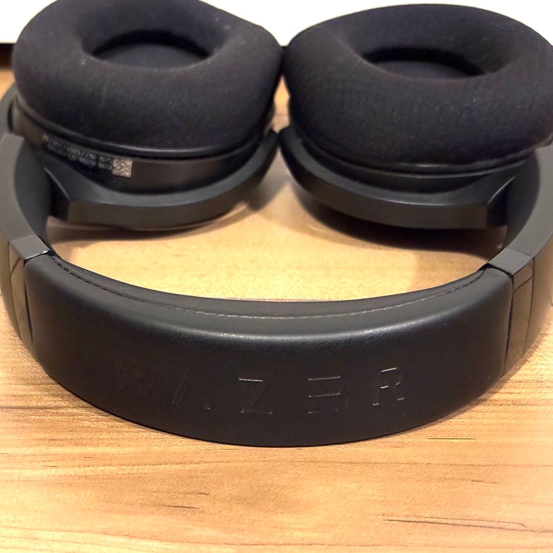 Razer Barracuda ワイヤレスゲーミングヘッドセット