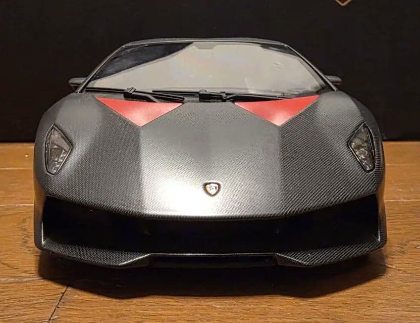 AUTOART ランボルギーニ　セストエレメント(カーボングレー) 1/18