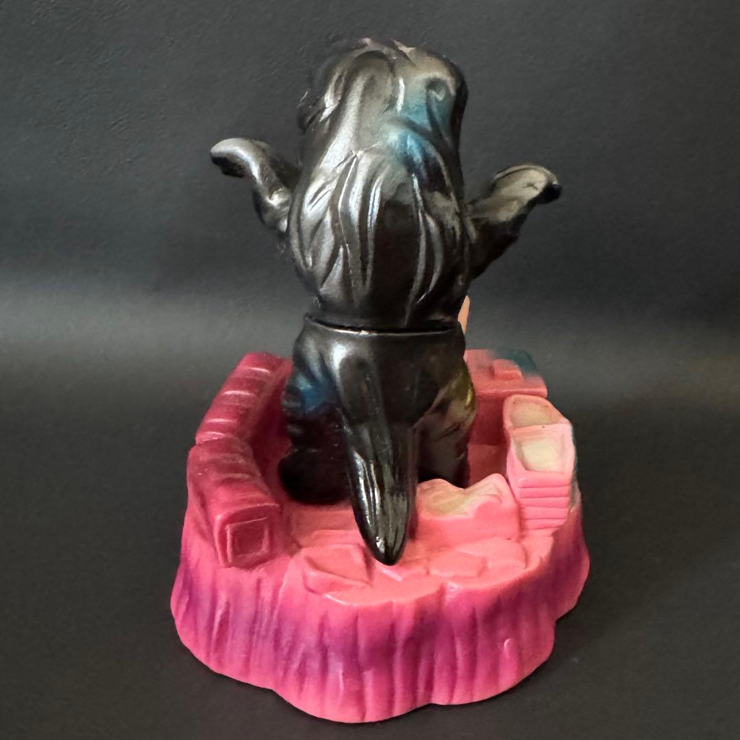 キャラクティックス 夜遊びヘドラソフビ