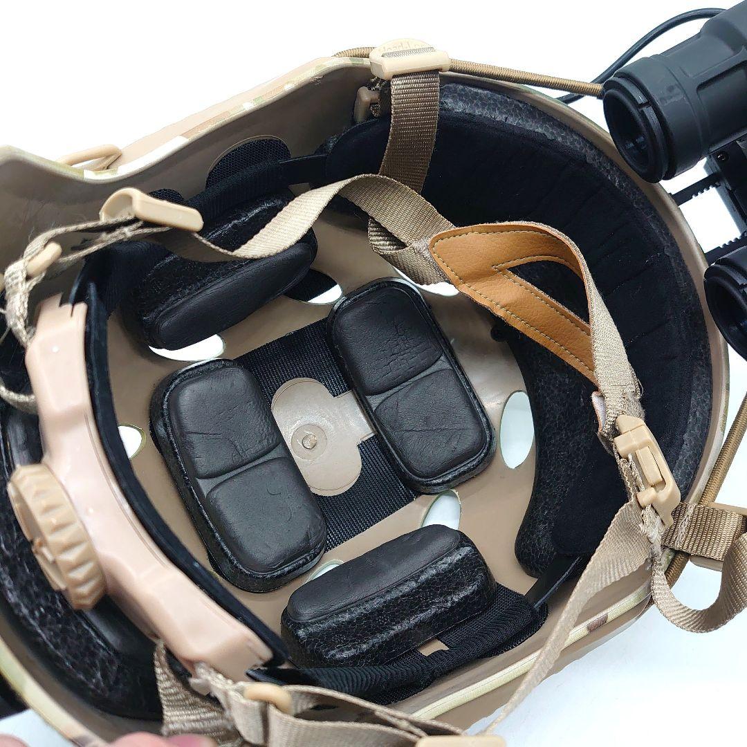 タクティカルヘルメット ダミーナイトビジョン付き