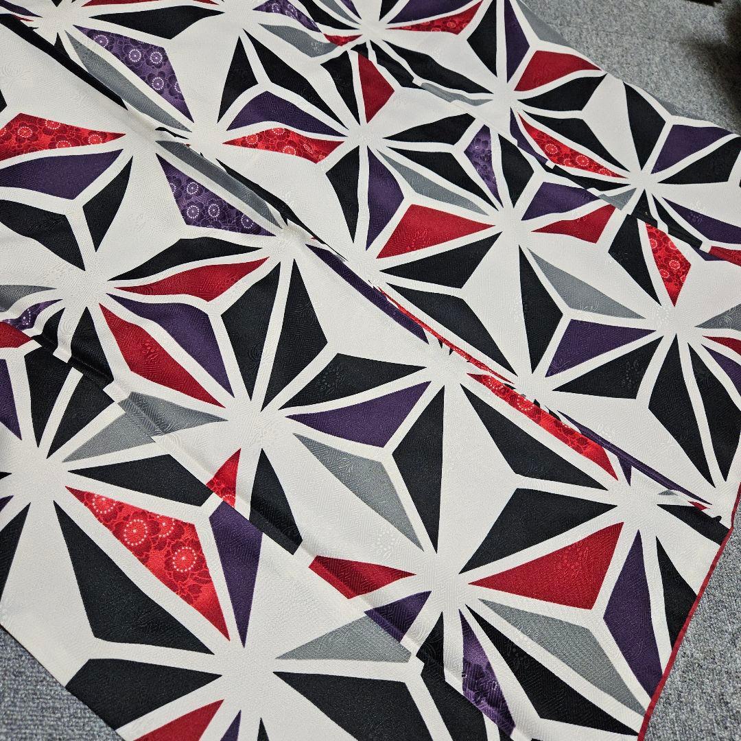 振り袖麻の葉柄振り袖単品と変更してます。